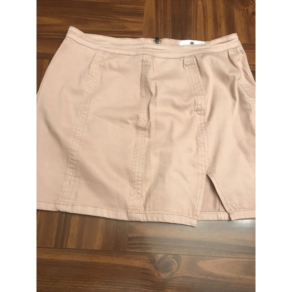 Everyday Chic Boutique Large Light Mauve Jean Skirt